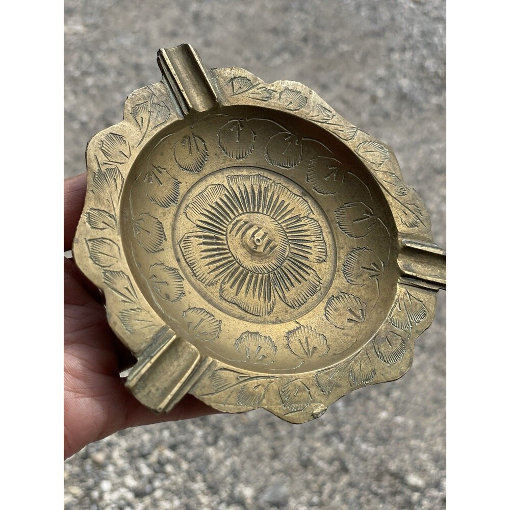 Brass Ashtray Floral Pattern Vintage 1970’s Collectible Tobacciana